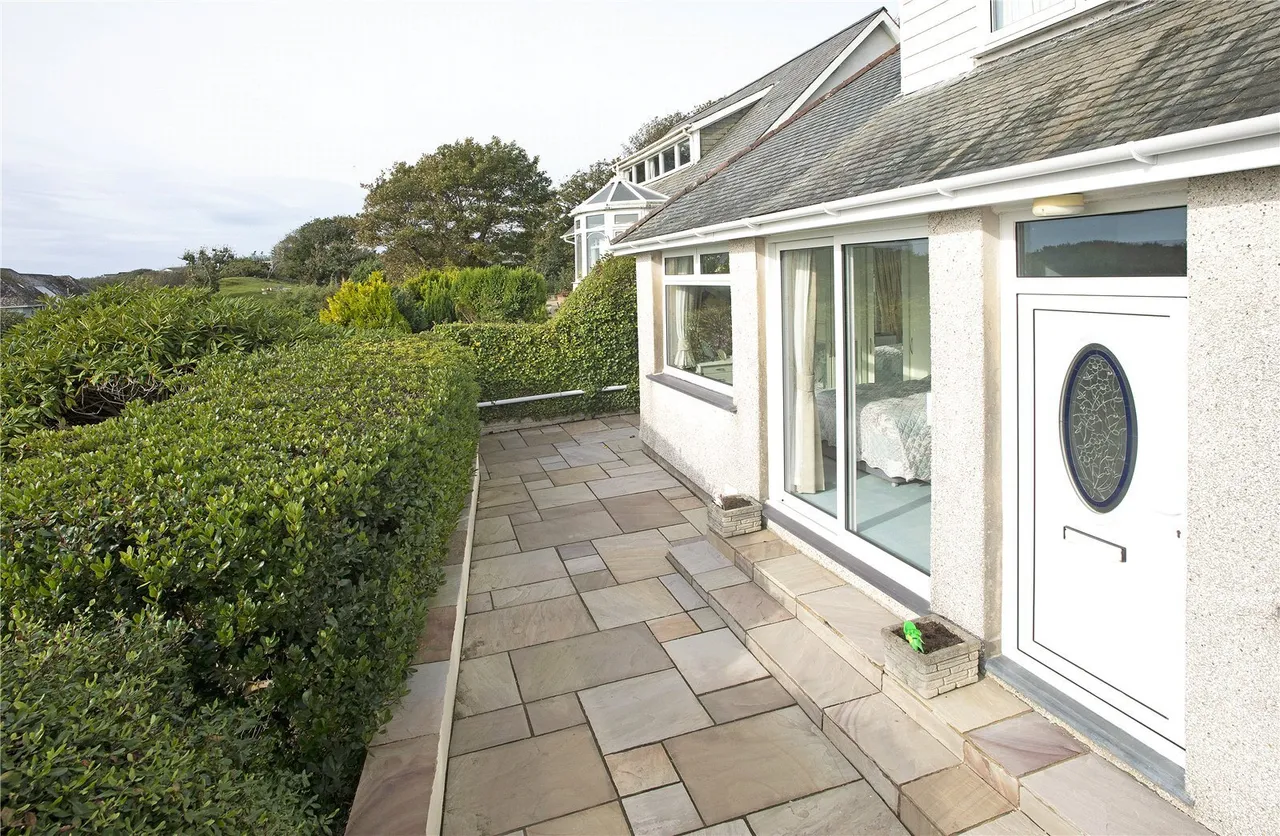 Borth-y-Gest, Porthmadog, LL49, photo 9