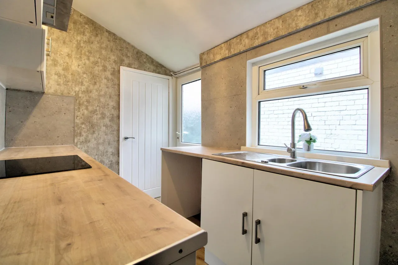 Conway Road, Newport, NP19, photo 11