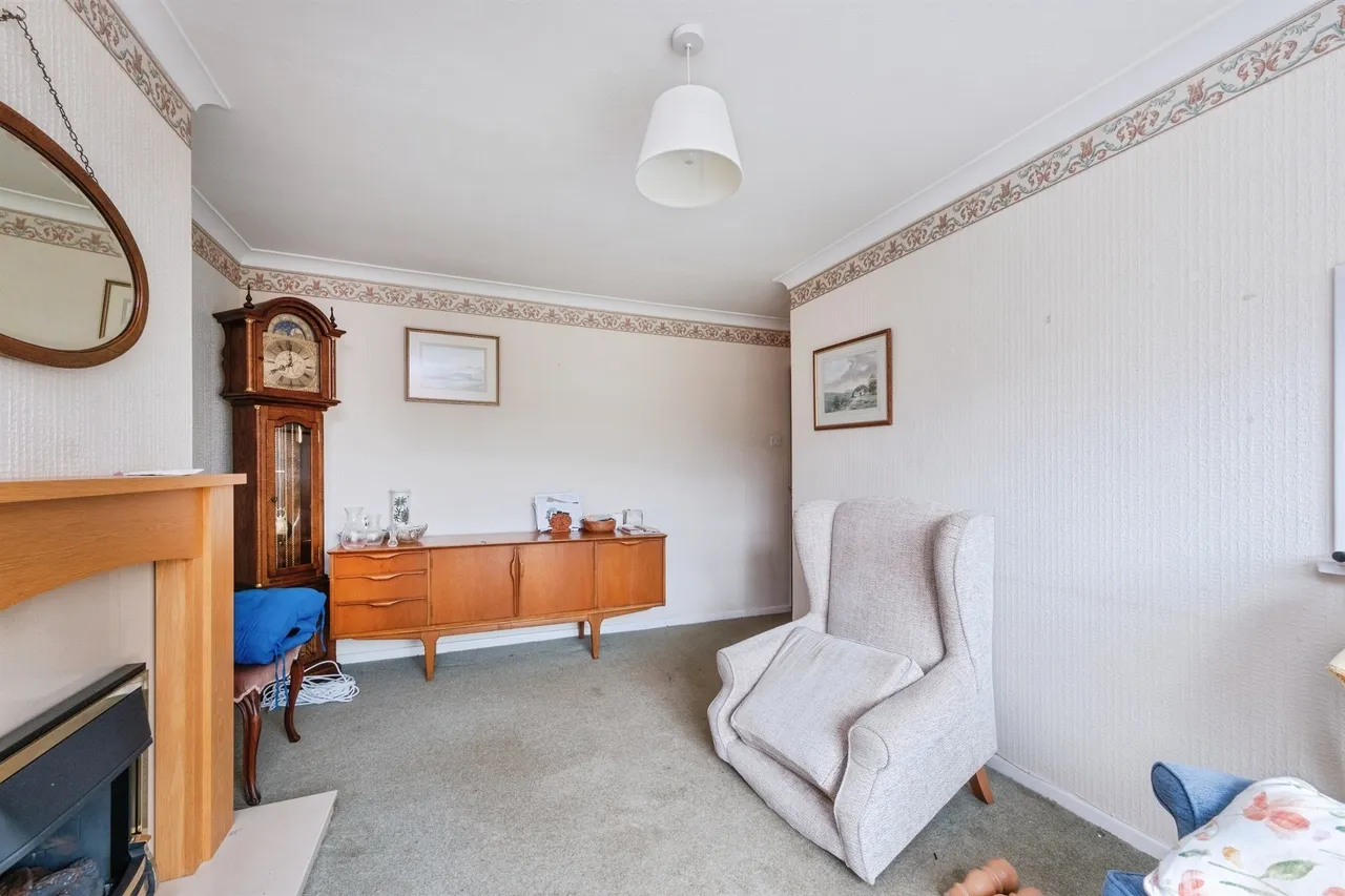 High Street, Newport Pagnell, MK16, photo 8