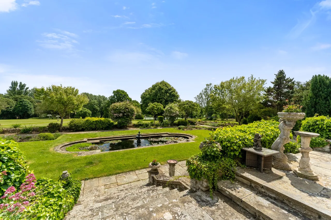 Gilston, Harlow, CM20, photo 4