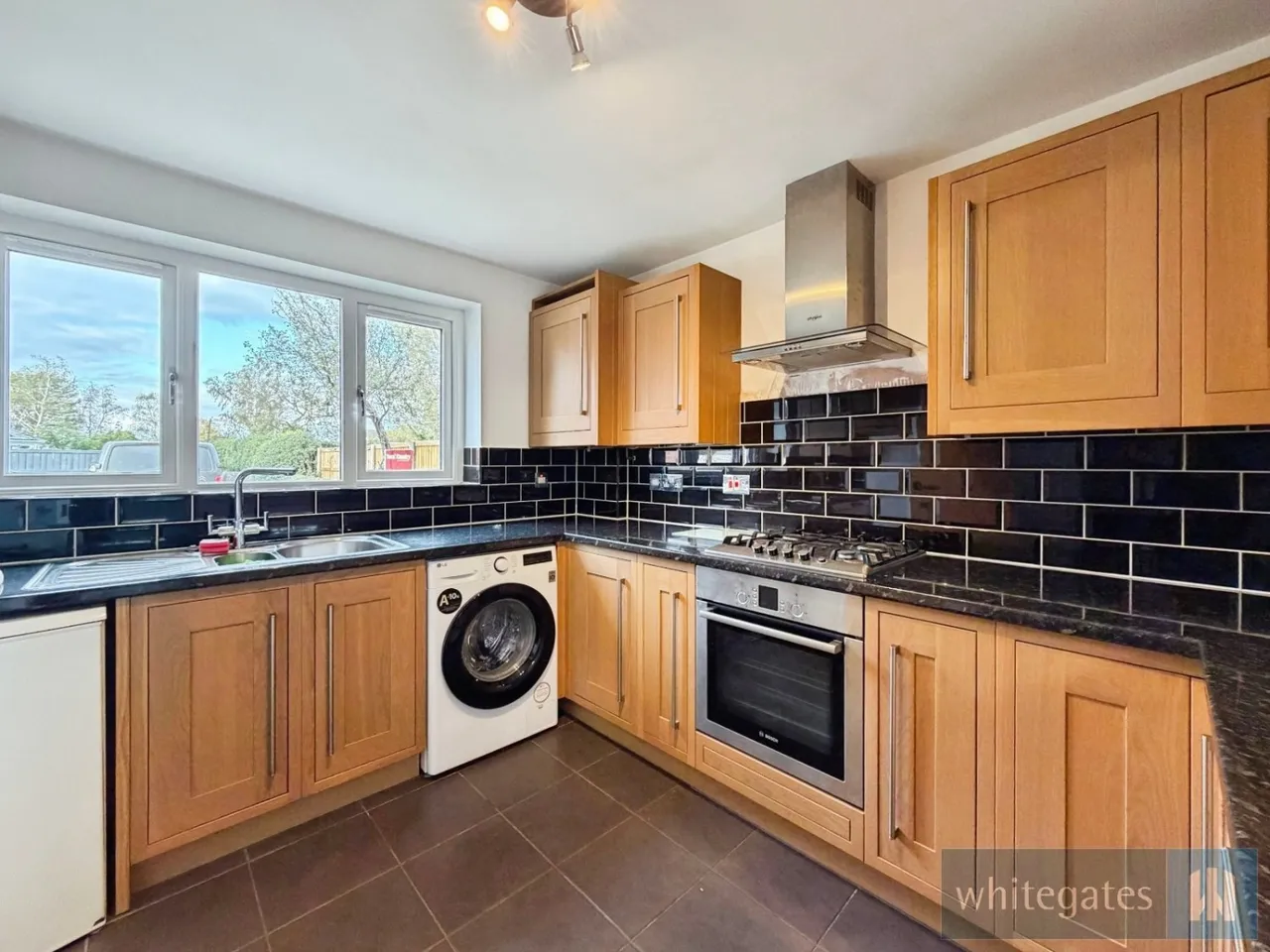 The Orchards, Holt, LL13, photo 6