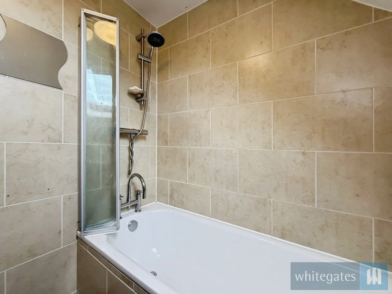 The Orchards, Holt, LL13, photo 13