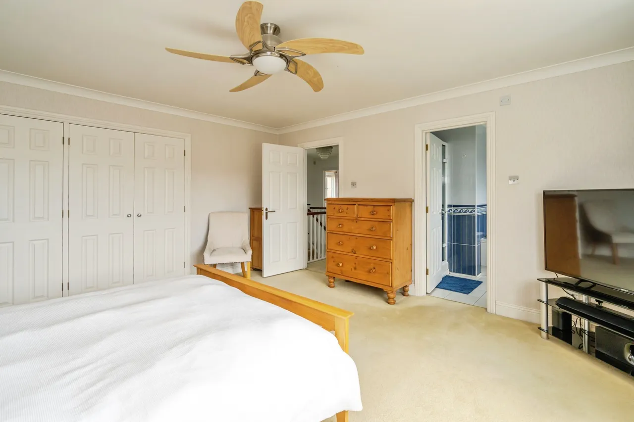 Crossbush Road, Felpham, PO22, photo 13