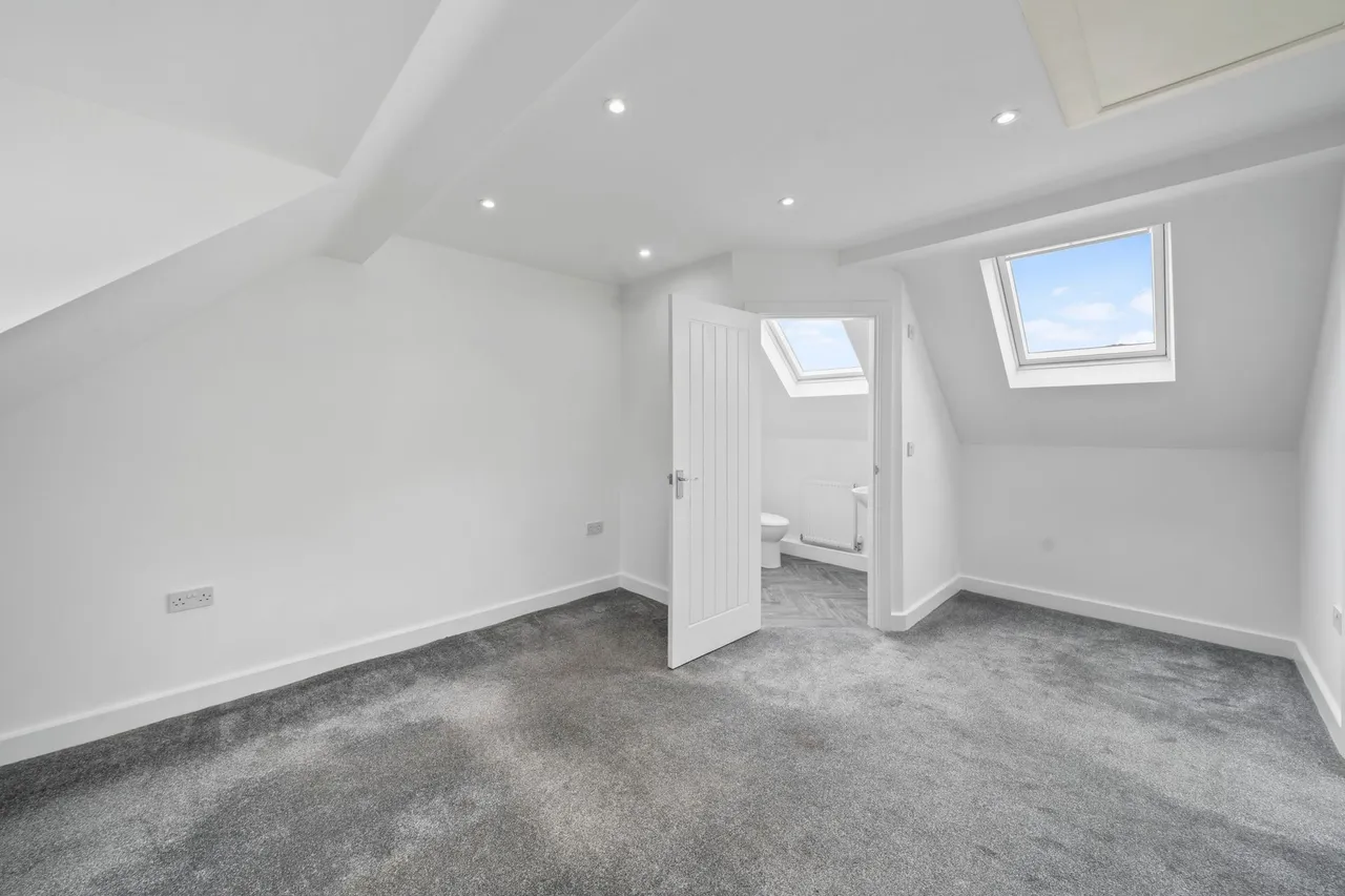 Lavender Walk, Ashton-In-Makerfield, Wigan, Wigan, WN4 0RD, photo 21