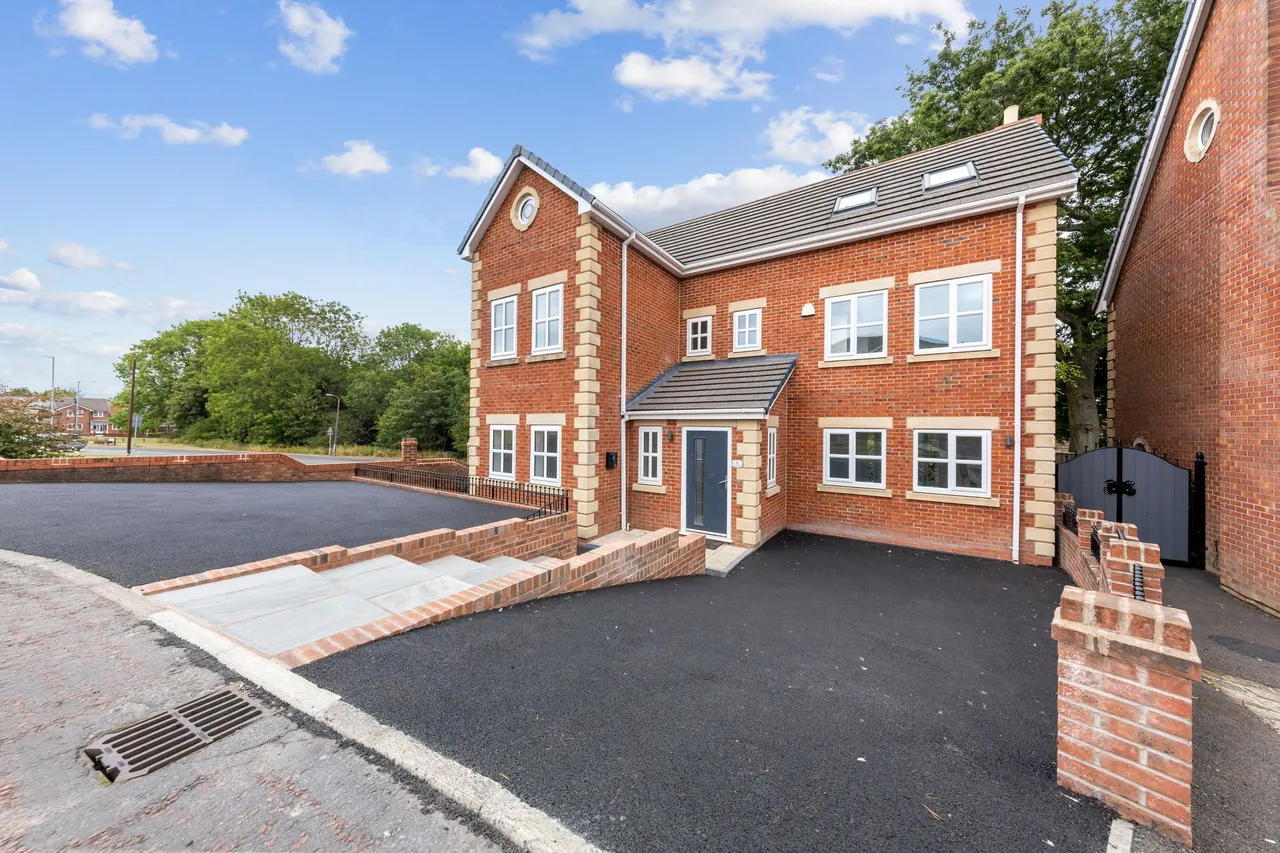 Lavender Walk, Ashton-In-Makerfield, Wigan, Wigan, WN4 0RD, photo 29