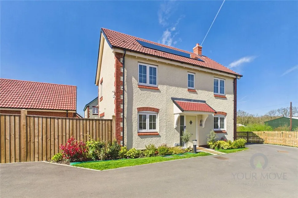 3 bed house for sale — Periwinkle Gardens, Desborough, Northamptonshire, NN14