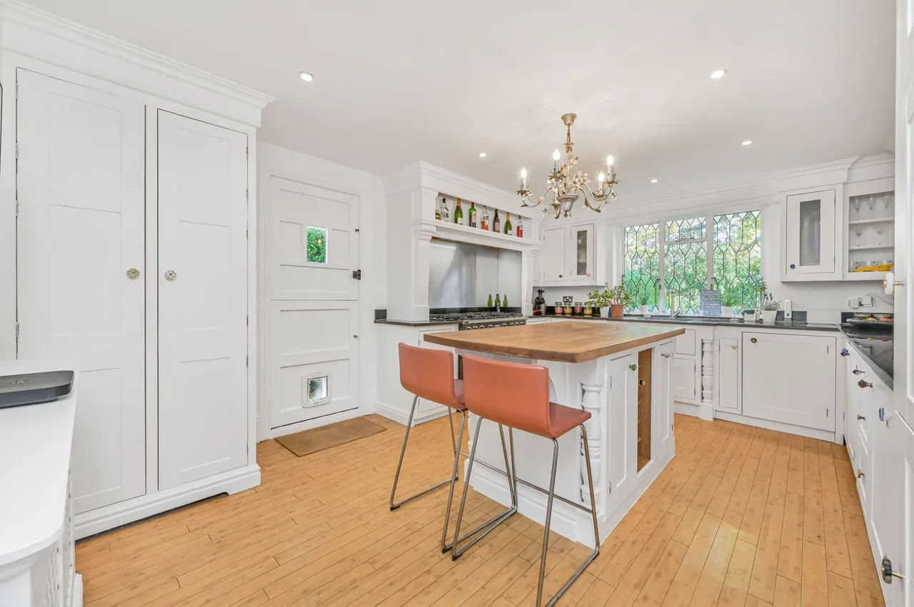 Oakwood Close, Chislehurst, Kent, BR7, photo 7