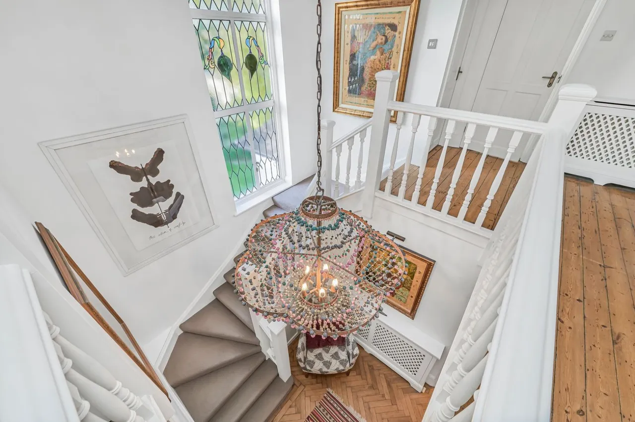 Oakwood Close, Chislehurst, Kent, BR7, photo 2