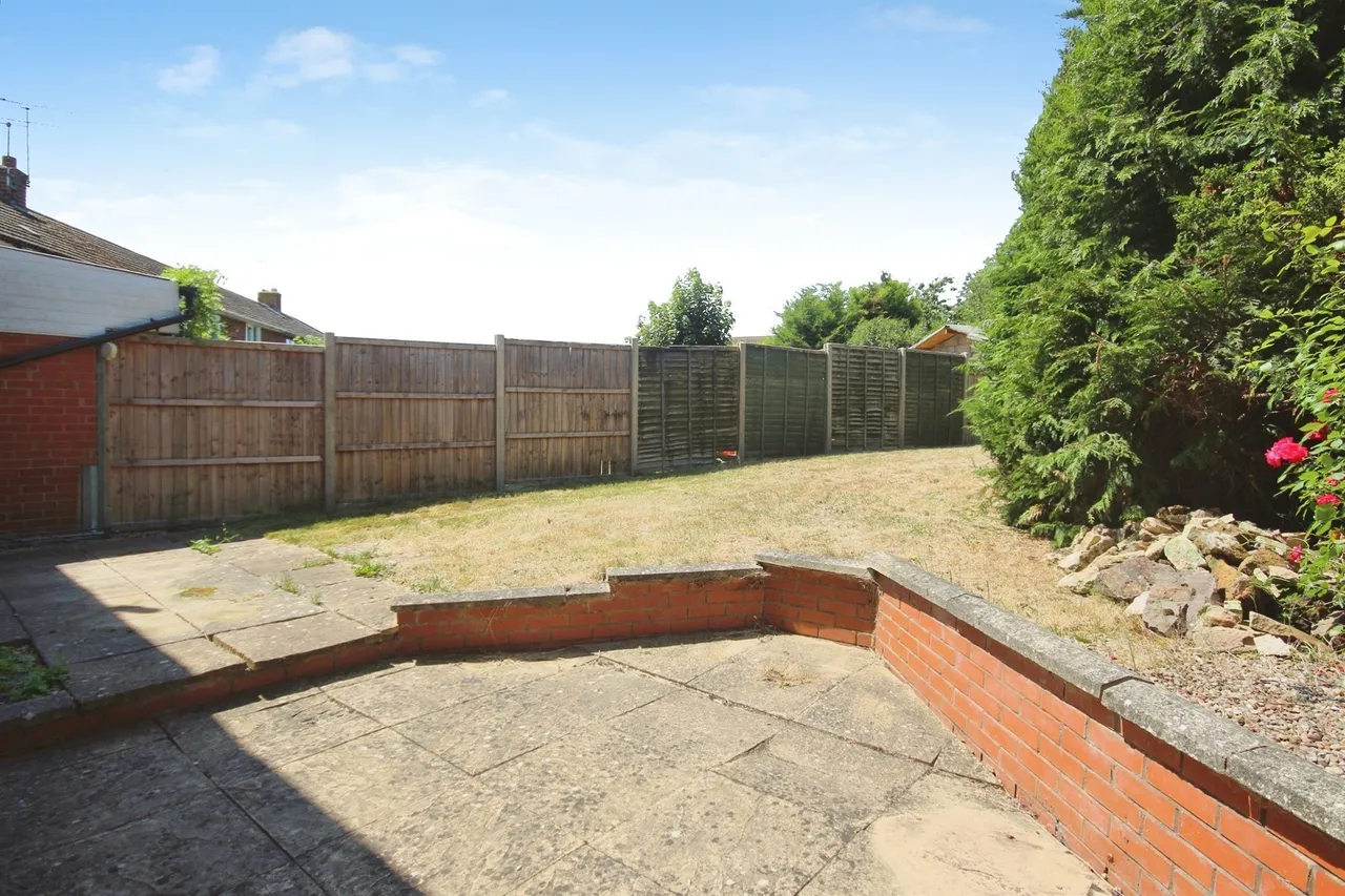 St Nicholas Road, Radford Semele, CV31, photo 13