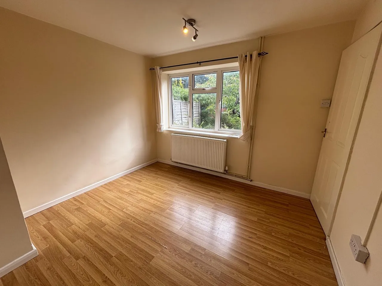St Nicholas Road, Radford Semele, CV31, photo 6