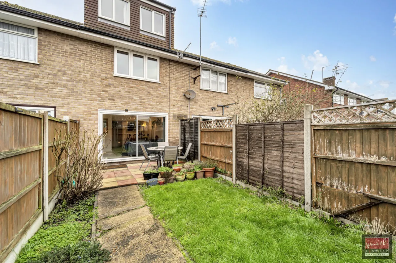 Ashford Crescent, Ashford, photo 3