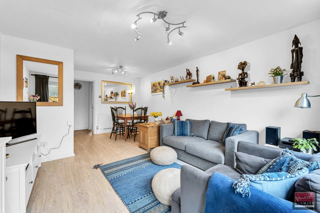 Ashford Crescent, Ashford, photo 14
