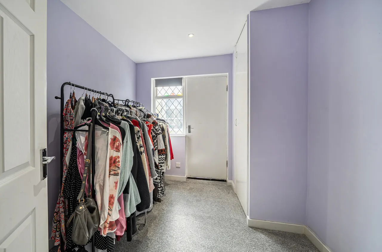 Longmeadow, Frimley, Camberley, Surrey, GU16 8RR, photo 14