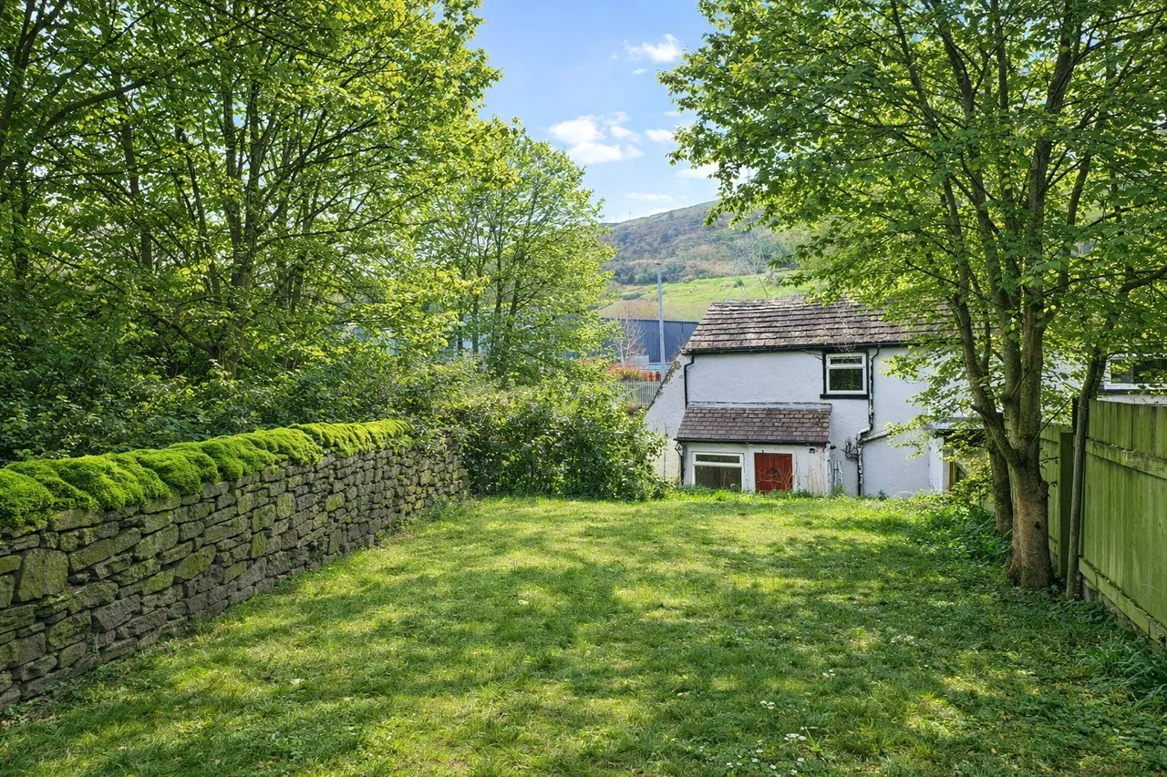 Shay Lane, Halifax, HX3, photo 10