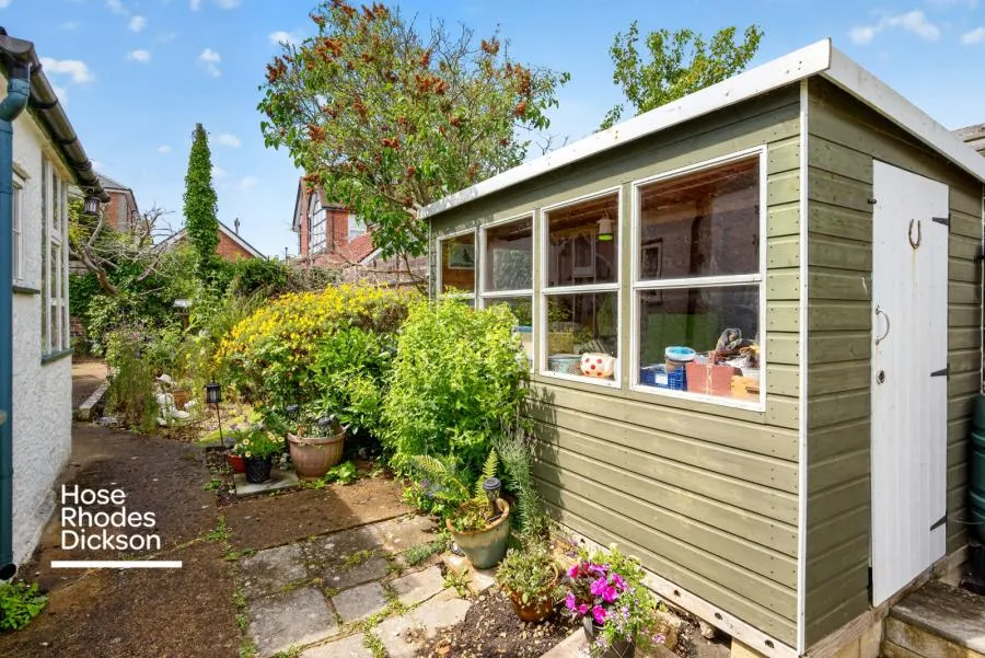 Fitzroy Street, Sandown, PO36, photo 21