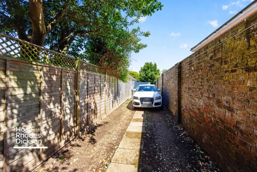 Fitzroy Street, Sandown, PO36, photo 22