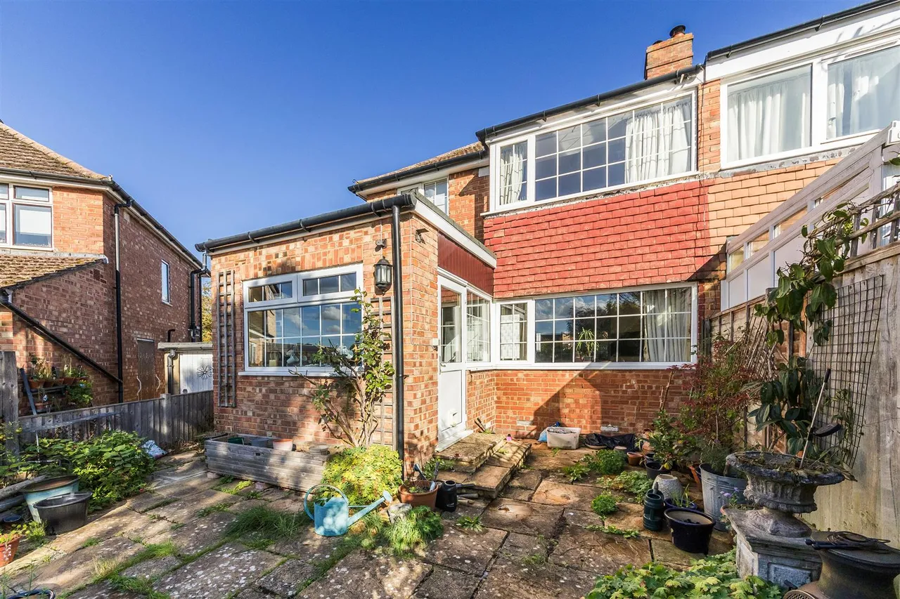 Hazel Crescent, Kidlington, photo 17