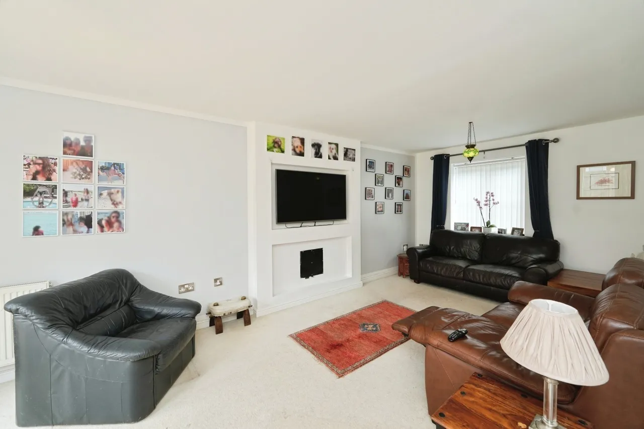 De Salis Park, Weston-Super-Mare, BS24, photo 2