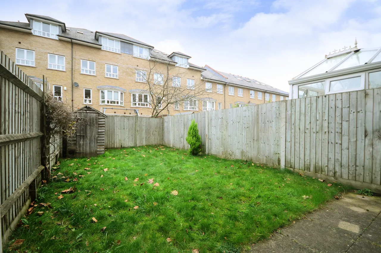 11 May Bate Avenue, Kingston upon Thames, photo 8