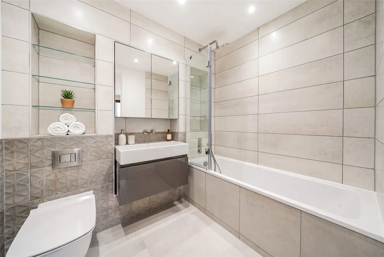 Shepherds Bush Road, W6, photo 10