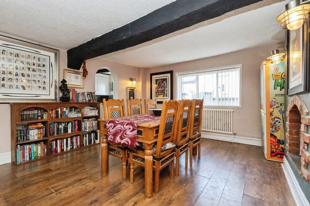 Newmarket Road, ASHTON-UNDER-LYNE, Lancashire, OL7, photo 6