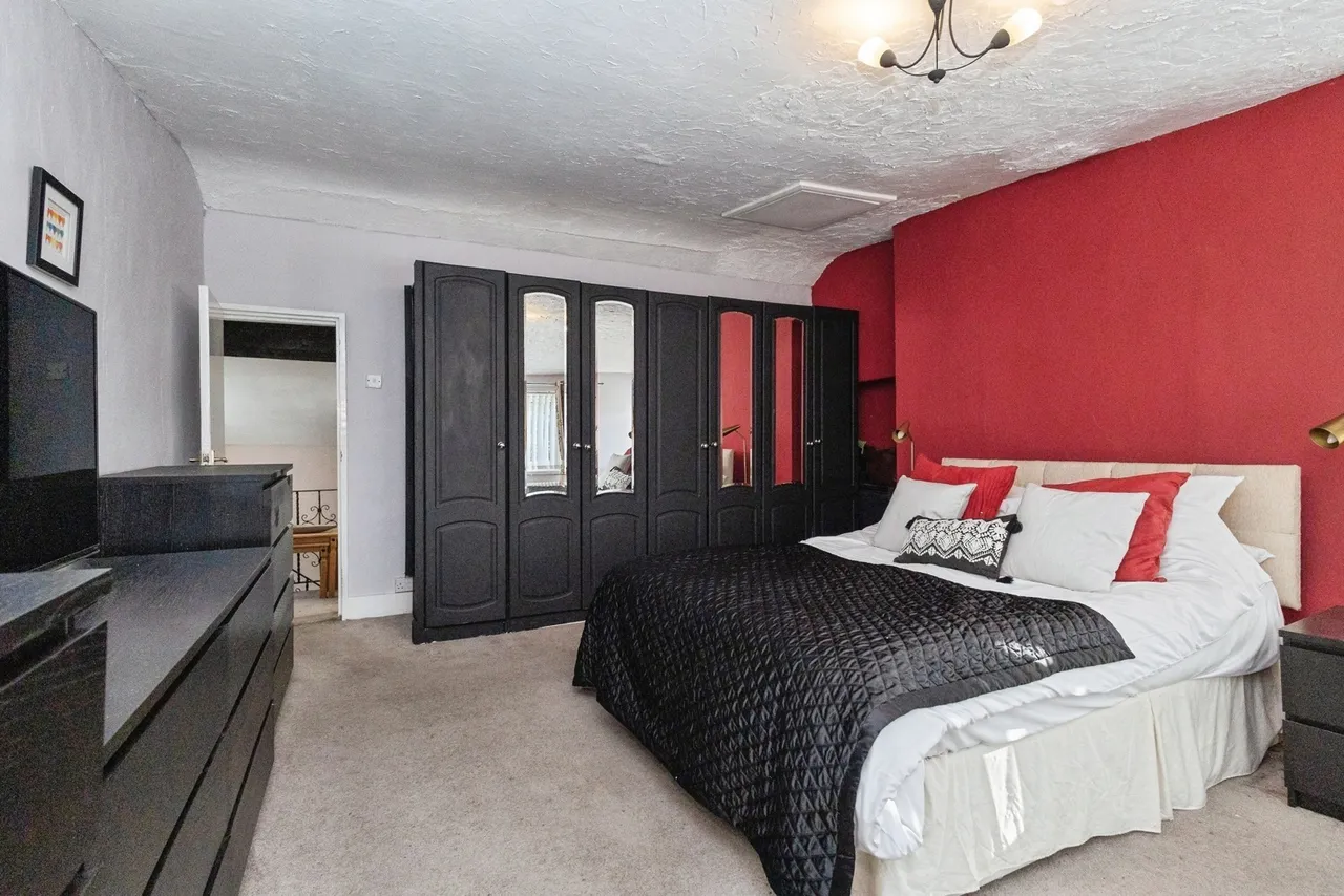 Newmarket Road, ASHTON-UNDER-LYNE, Lancashire, OL7, photo 11