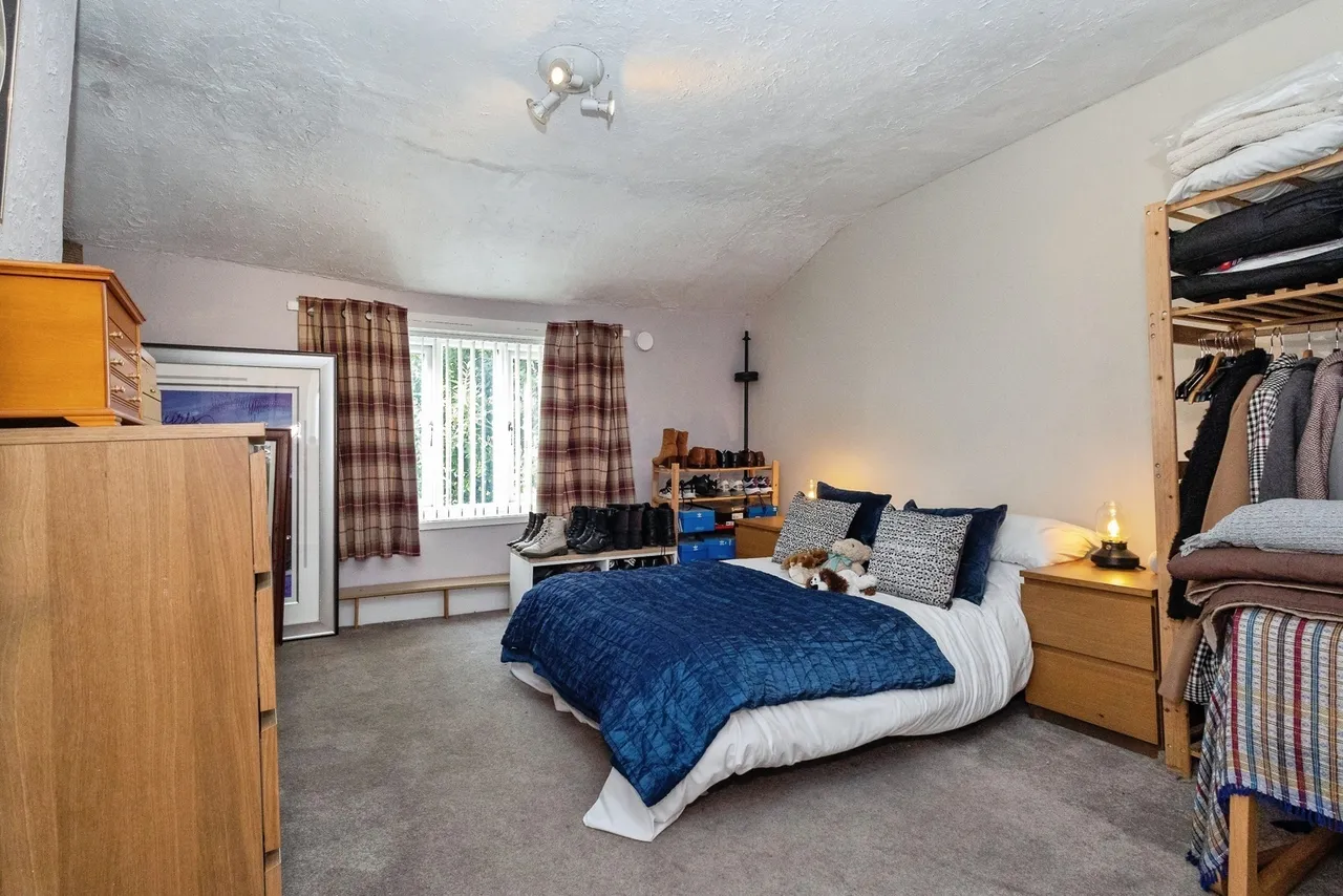 Newmarket Road, ASHTON-UNDER-LYNE, Lancashire, OL7, photo 13