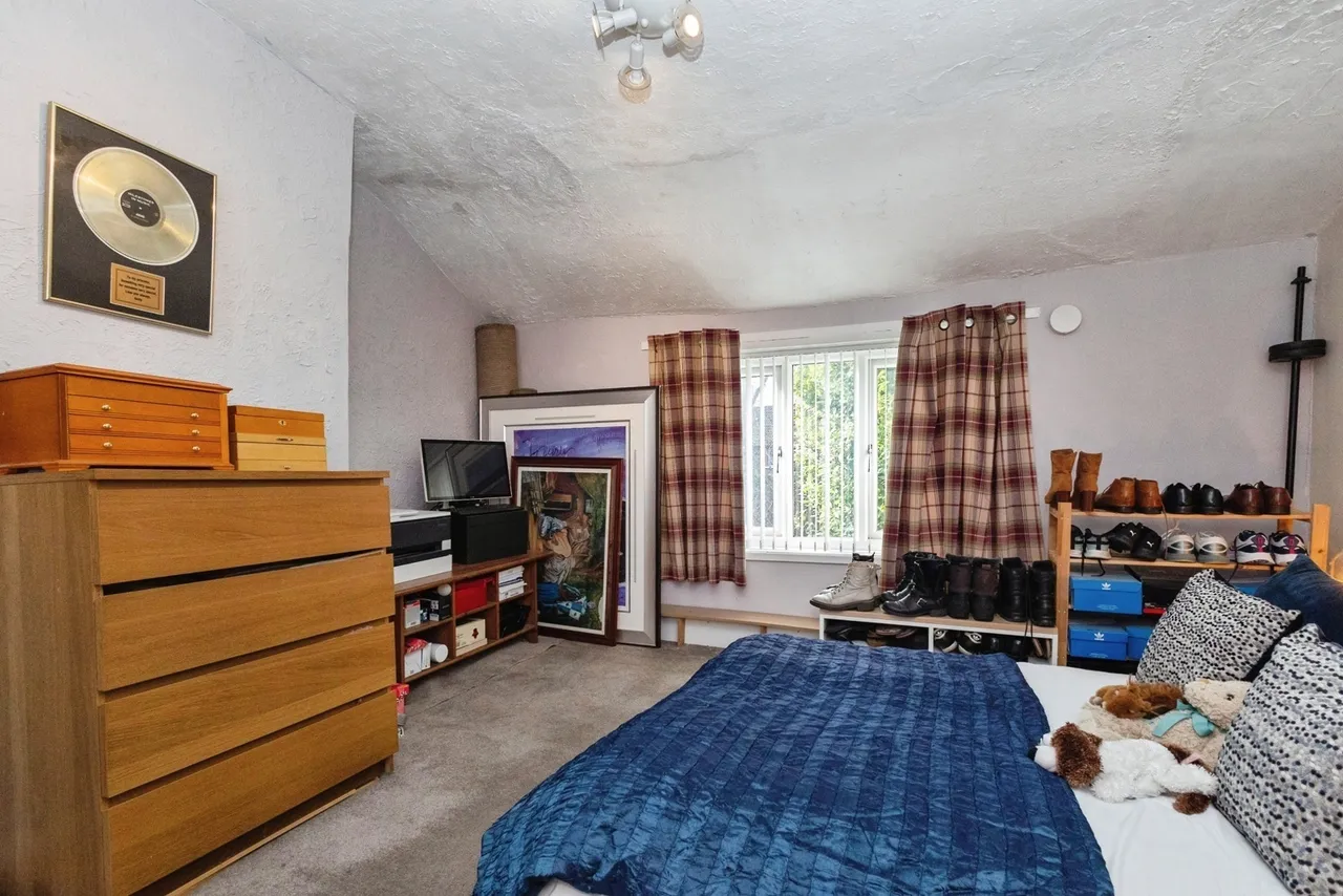 Newmarket Road, ASHTON-UNDER-LYNE, Lancashire, OL7, photo 12