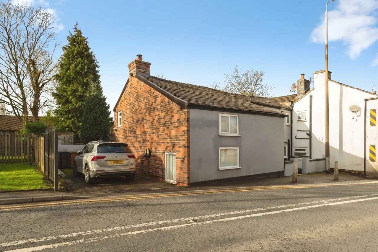 Newmarket Road, ASHTON-UNDER-LYNE, Lancashire, OL7, photo 23