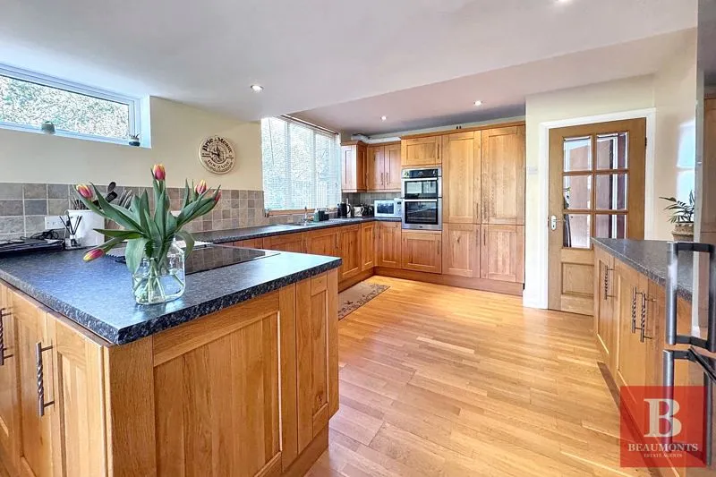 Surrenden Road, Brighton BN1 6NN, photo 9