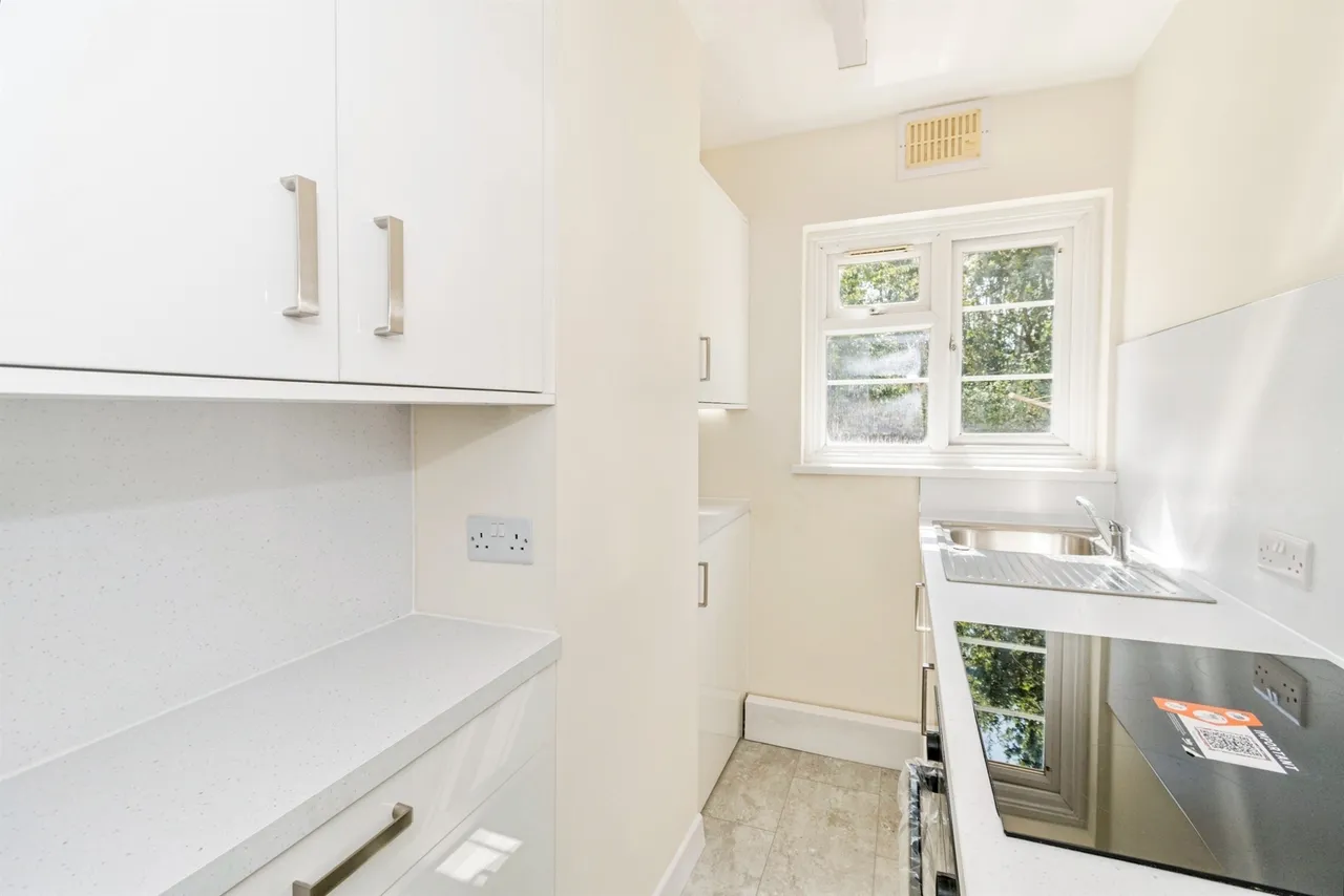 Archers Road, Southampton, SO15, photo 6