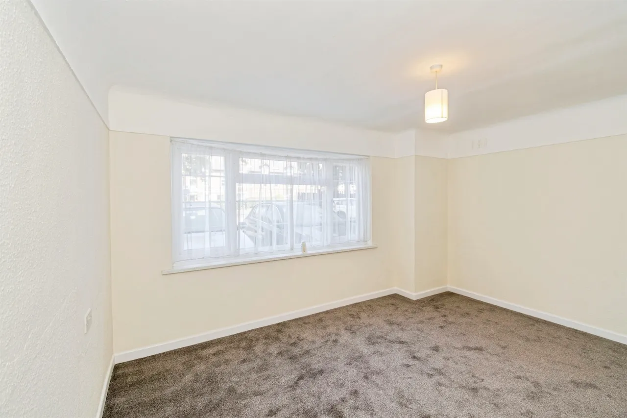 Archers Road, Southampton, SO15, photo 3