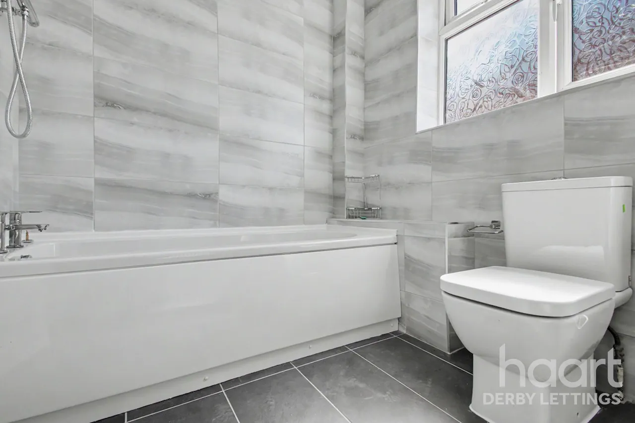 Valley Road, LE11, photo 13