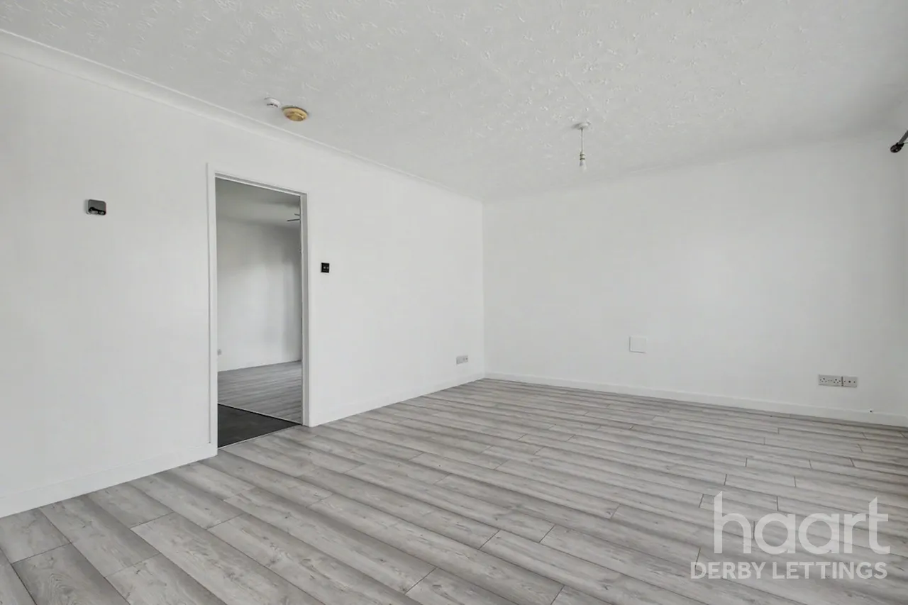 Valley Road, LE11, photo 3