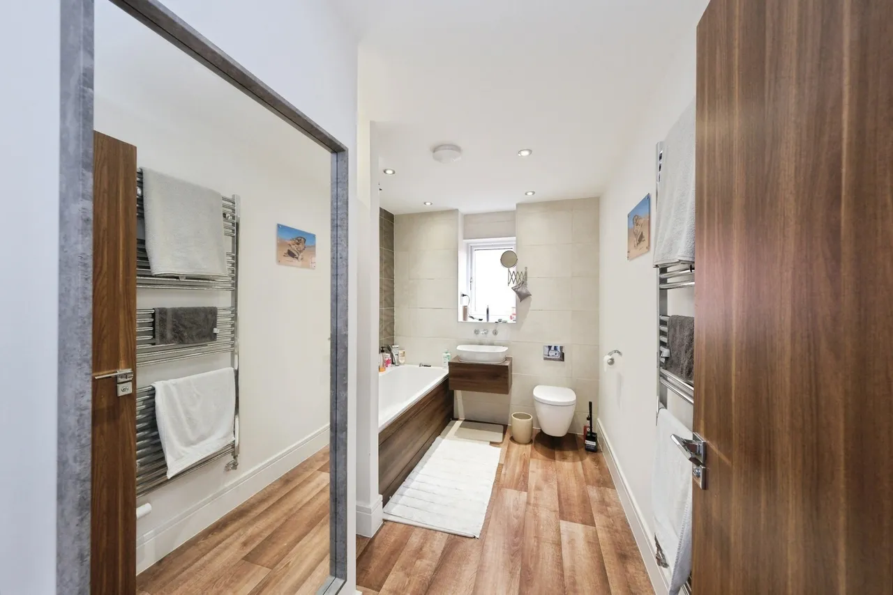 Kingfisher Way, Ollerton, Newark, Nottinghamshire, NG22, photo 16
