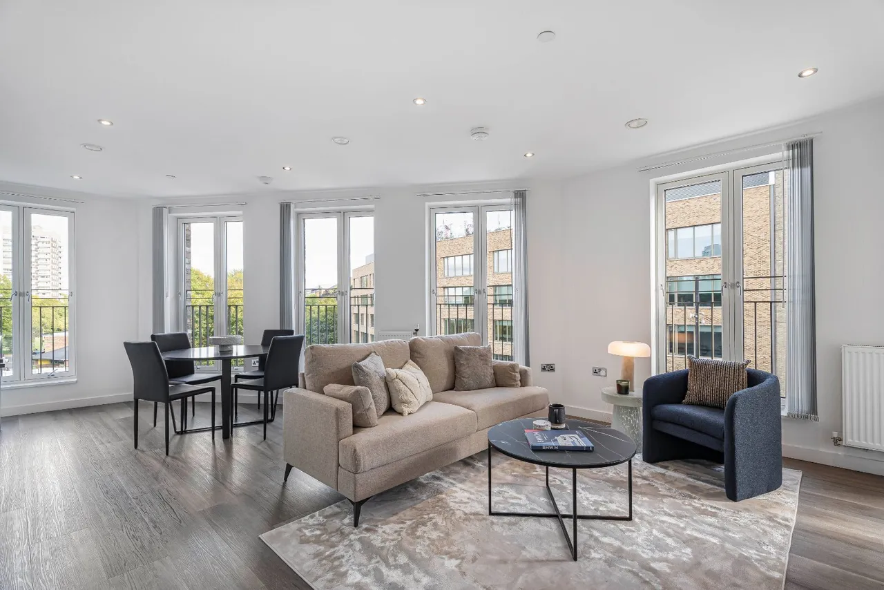 2 bed house for sale, Ensign Street, London, E1