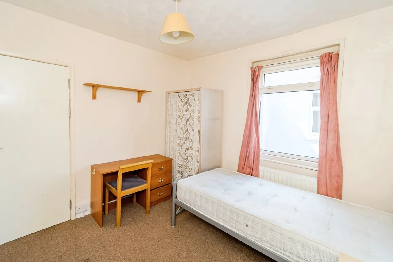Langhorn Road, Southampton, SO16, photo 9