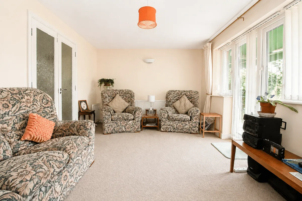 Waterlooville, PO8 8DP, photo 5