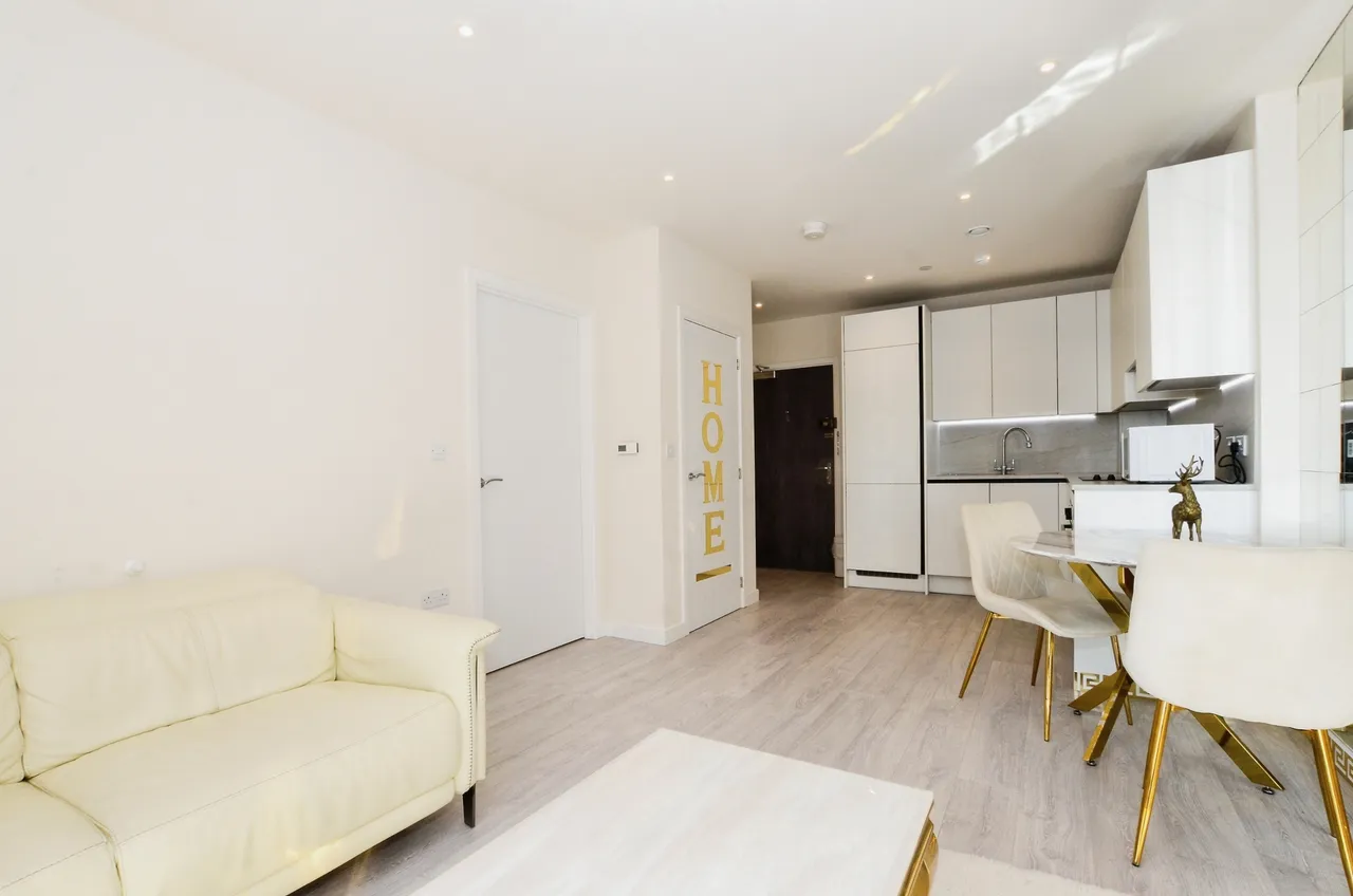 Henry Strong Road, Harrow, HA1, photo 6