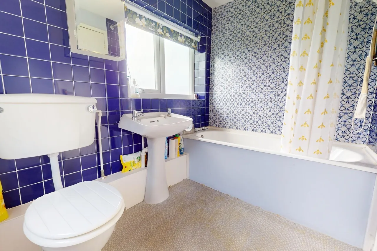 Severn Drive, Severn Drive, Wellington TF1 3JF, photo 17
