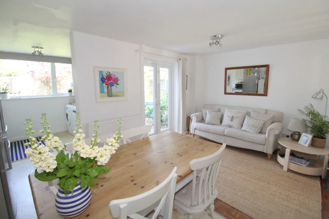 Gables Avenue, Ashford, TW15, photo 7