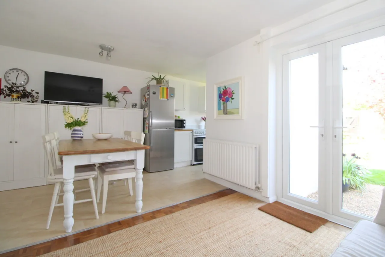 Gables Avenue, Ashford, TW15, photo 6