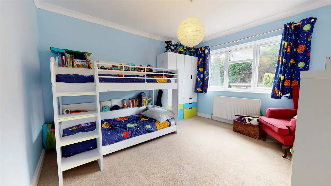 Dene Road, Buckhurst Hill, photo 10