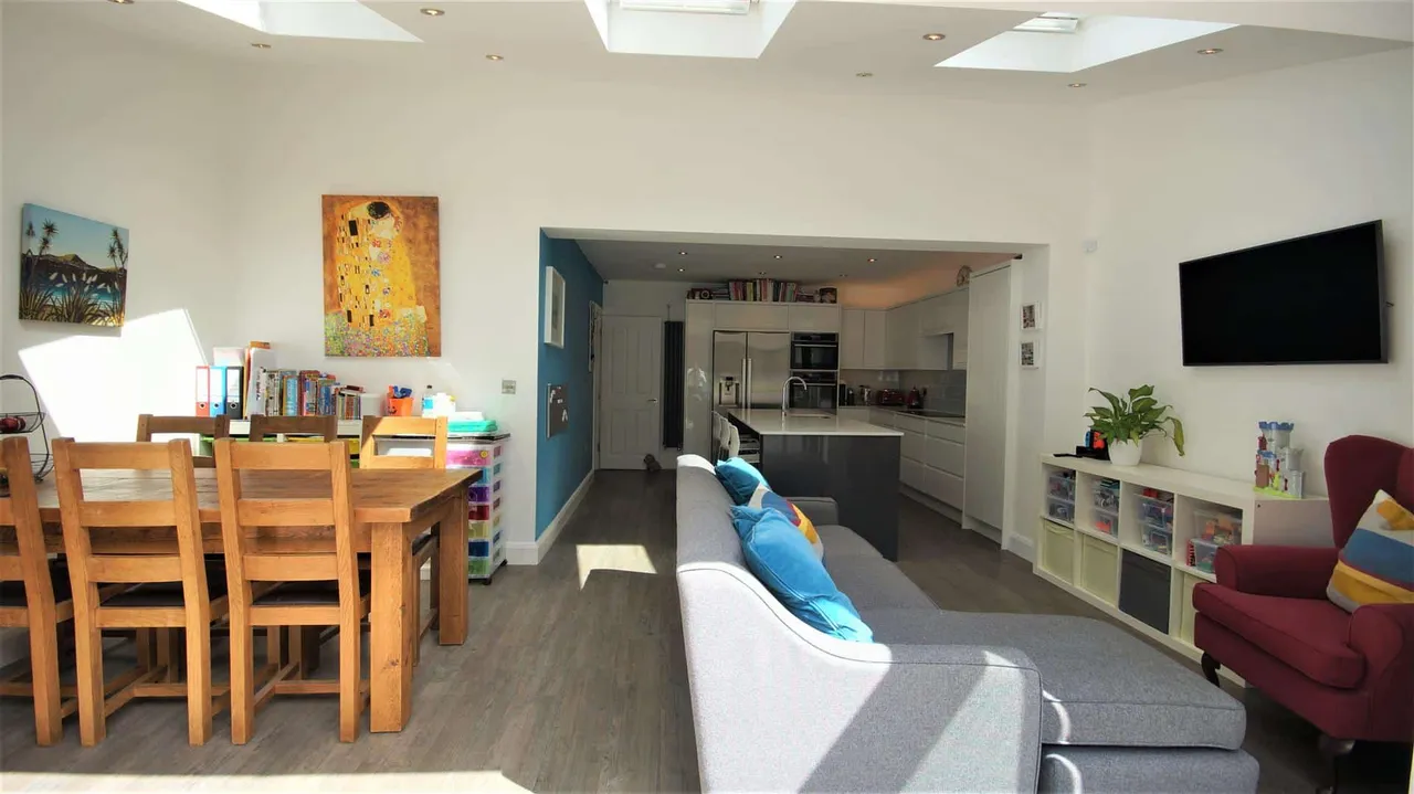 Dene Road, Buckhurst Hill, photo 6