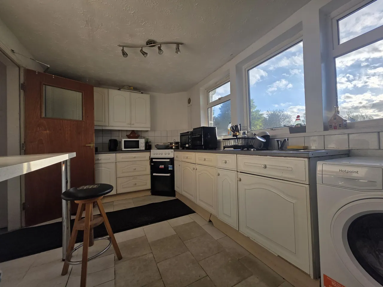 Rowley Close, Cannock, WS12, photo 2