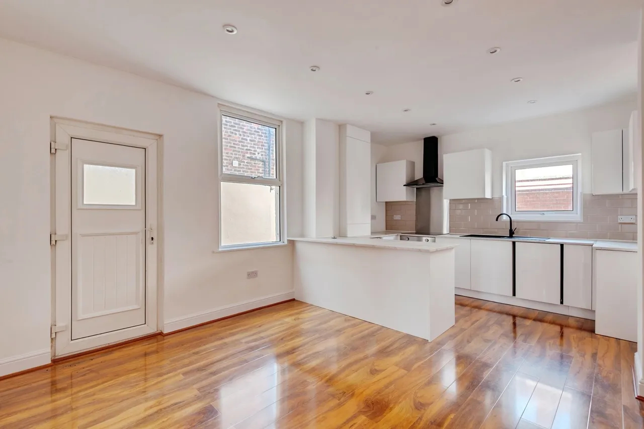 Walton Breck Road, Liverpool, L4, photo 6