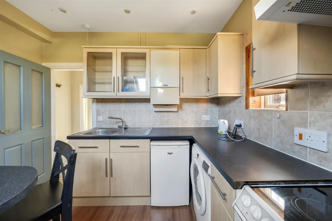 Ullswater Crescent, Weymouth, DT3, photo 12