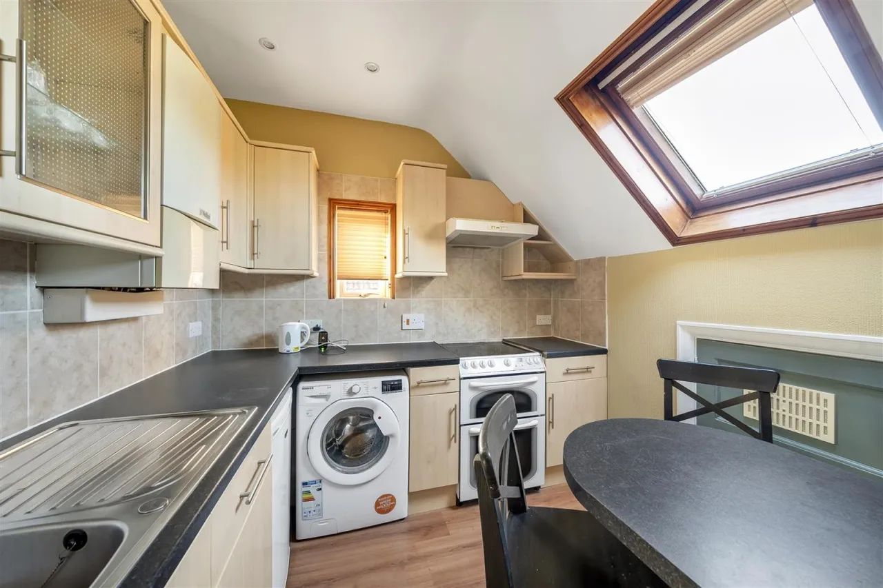 Ullswater Crescent, Weymouth, DT3, photo 5