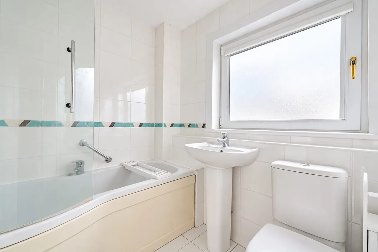 Broadlands, Carnoustie, DD7, photo 22