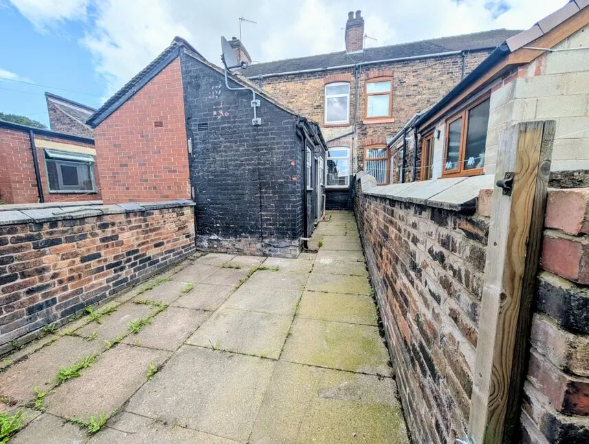 Compton Street, Stoke-on-Trent, Staffordshire, ST1, photo 9